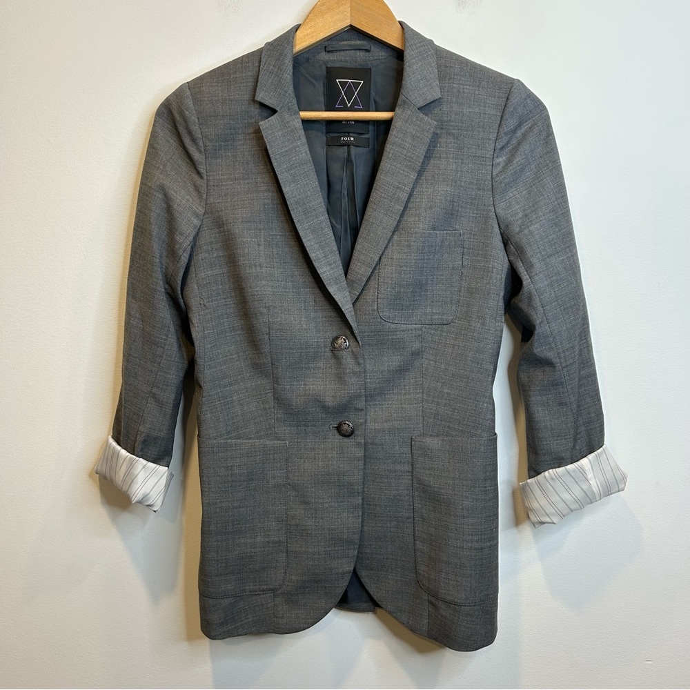 Aritzia Talula Exeter Boyfriend Blazer in a gray wool blend